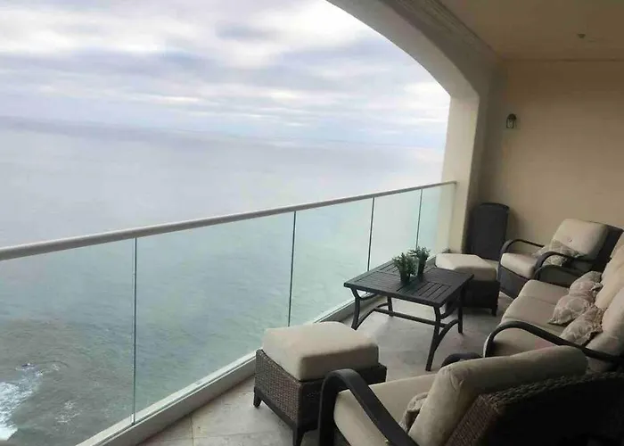 Ocean Front Condo @ Las Olas Grand